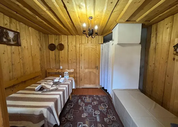 White House Hotel Yablunytsya