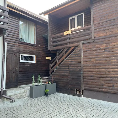 White House Yablunytsya