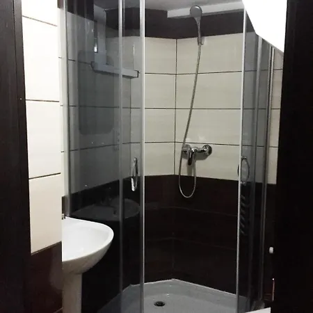 White House Hotel Yablunytsya